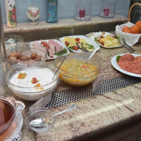 Philoxenia ليفكاندي شالكيداس