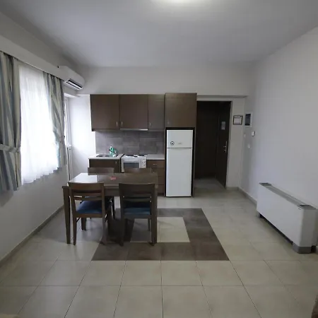 Philoxenia 3* ليفكاندي شالكيداس