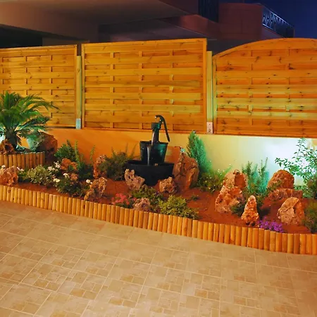 Philoxenia شقة فندقية 3*