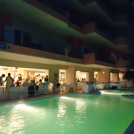 Philoxenia شقة فندقية