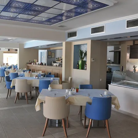 Philoxenia Apartmanhotel Lefkandí