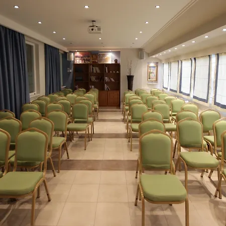 شقة فندقية Philoxenia 3*