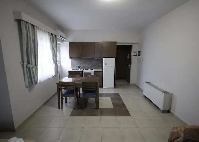 φιλοξενία 3* Λευκαντί